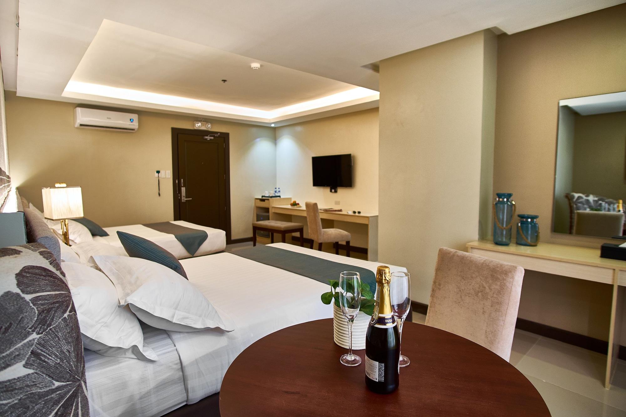 J7 Hotel Iloilo Eksteriør bilde