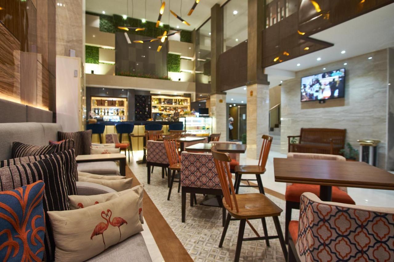 J7 Hotel Iloilo Eksteriør bilde