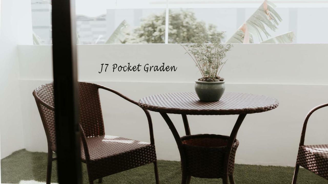 J7 Hotel Iloilo Eksteriør bilde
